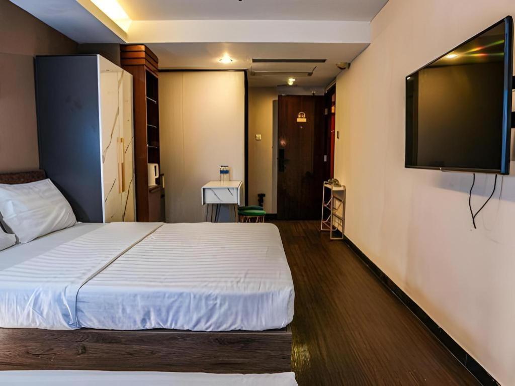 Sunny Day Hotel, Mong Kok Hong Kong Bagian luar foto