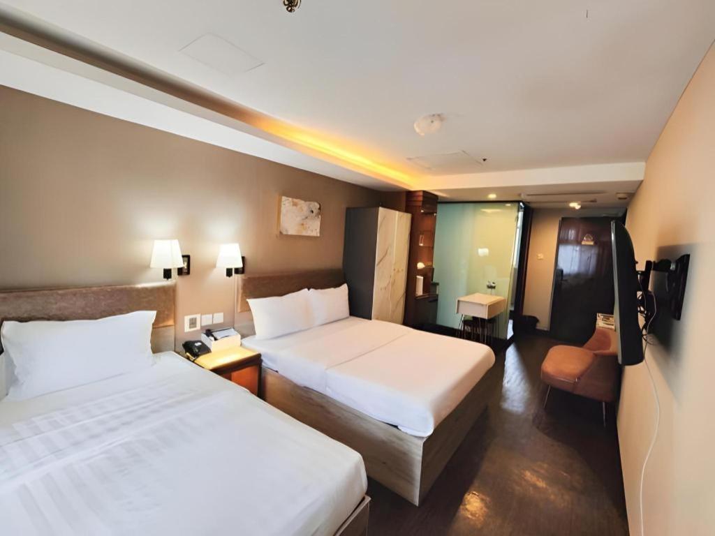 Sunny Day Hotel, Mong Kok Hong Kong Bagian luar foto