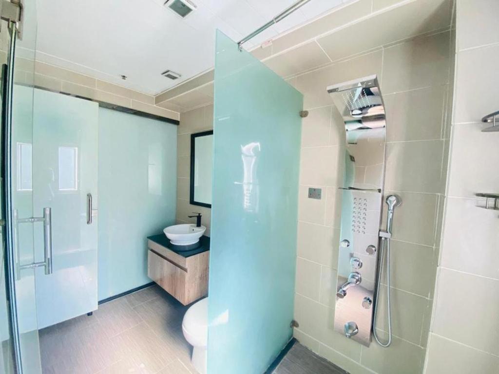 Sunny Day Hotel, Mong Kok Hong Kong Bagian luar foto