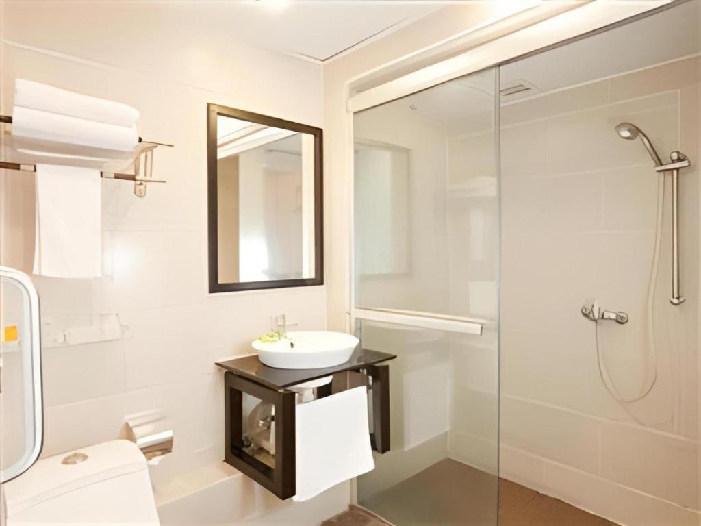 Sunny Day Hotel, Mong Kok Hong Kong Bagian luar foto