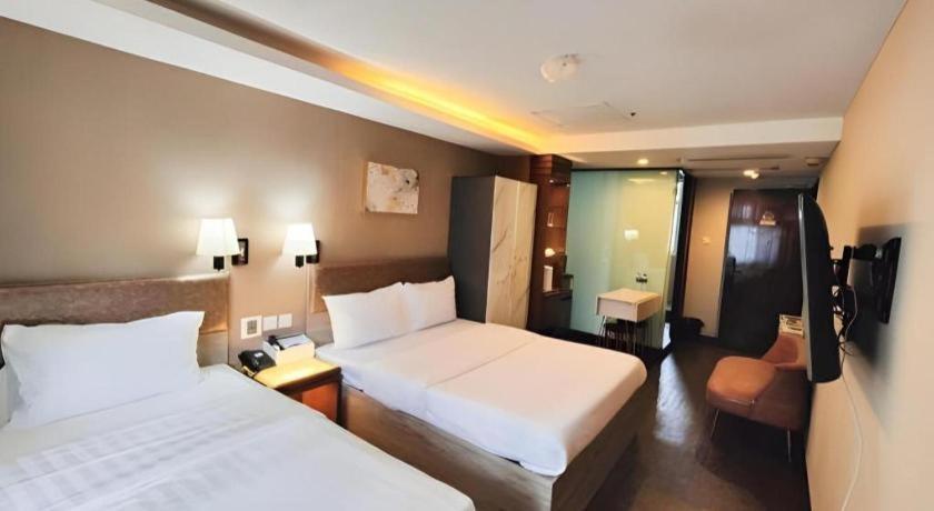 Sunny Day Hotel, Mong Kok Hong Kong Bagian luar foto