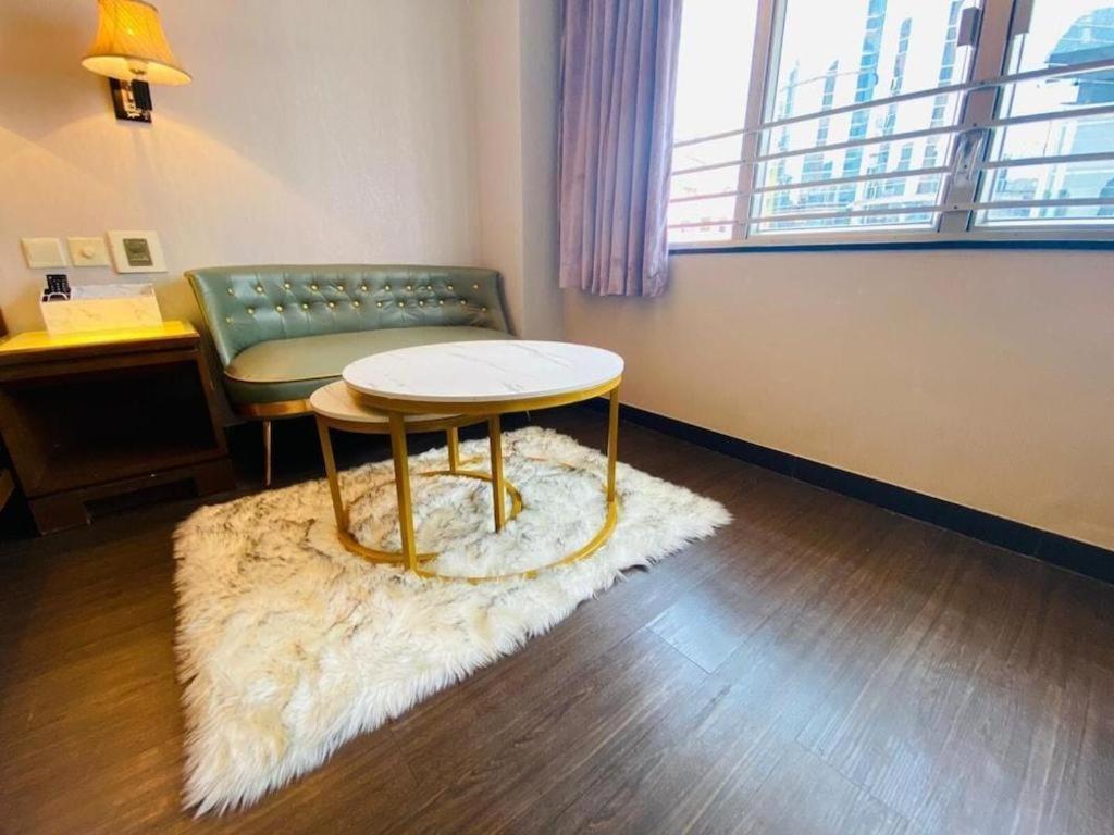 Sunny Day Hotel, Mong Kok Hong Kong Bagian luar foto