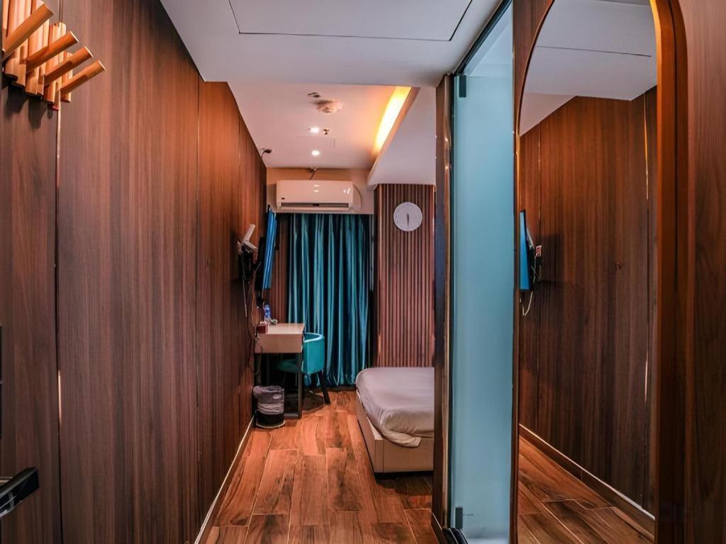 Sunny Day Hotel, Mong Kok Hong Kong Bagian luar foto